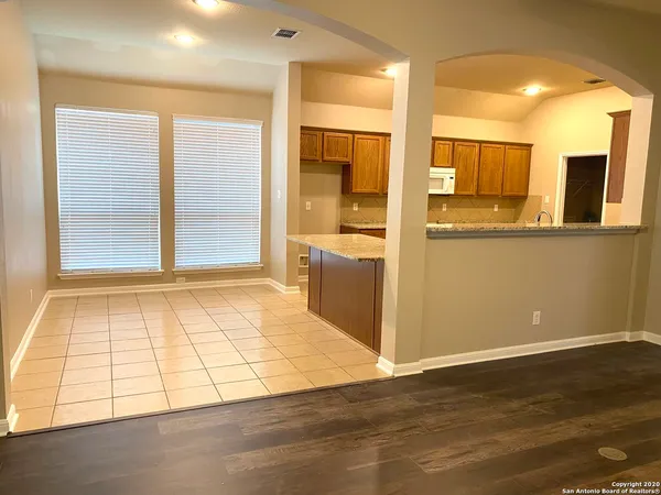 $2,250 | 226 Maidstone Cove, Cibolo, TX 78108