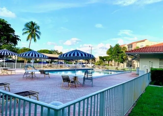 $169,999 | 1830 Southwest 81st Avenue, Unit 4317, North Lauderdale, FL 33068