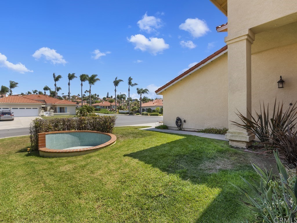 4615 Sunburst Road Carlsbad, CA 92008 - Photo 8 of 61 Gallery Image 8