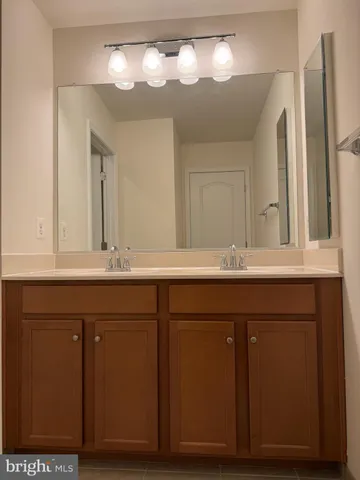 $3,500 | 41692 Wellstone Terrace, Aldie, VA 20105