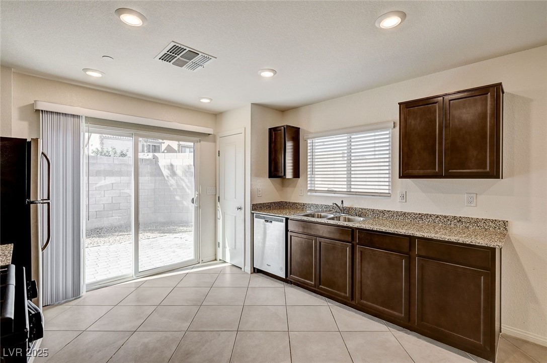 7831 Penderbrook Street Las Vegas, NV 89149 - Photo 11 of 40