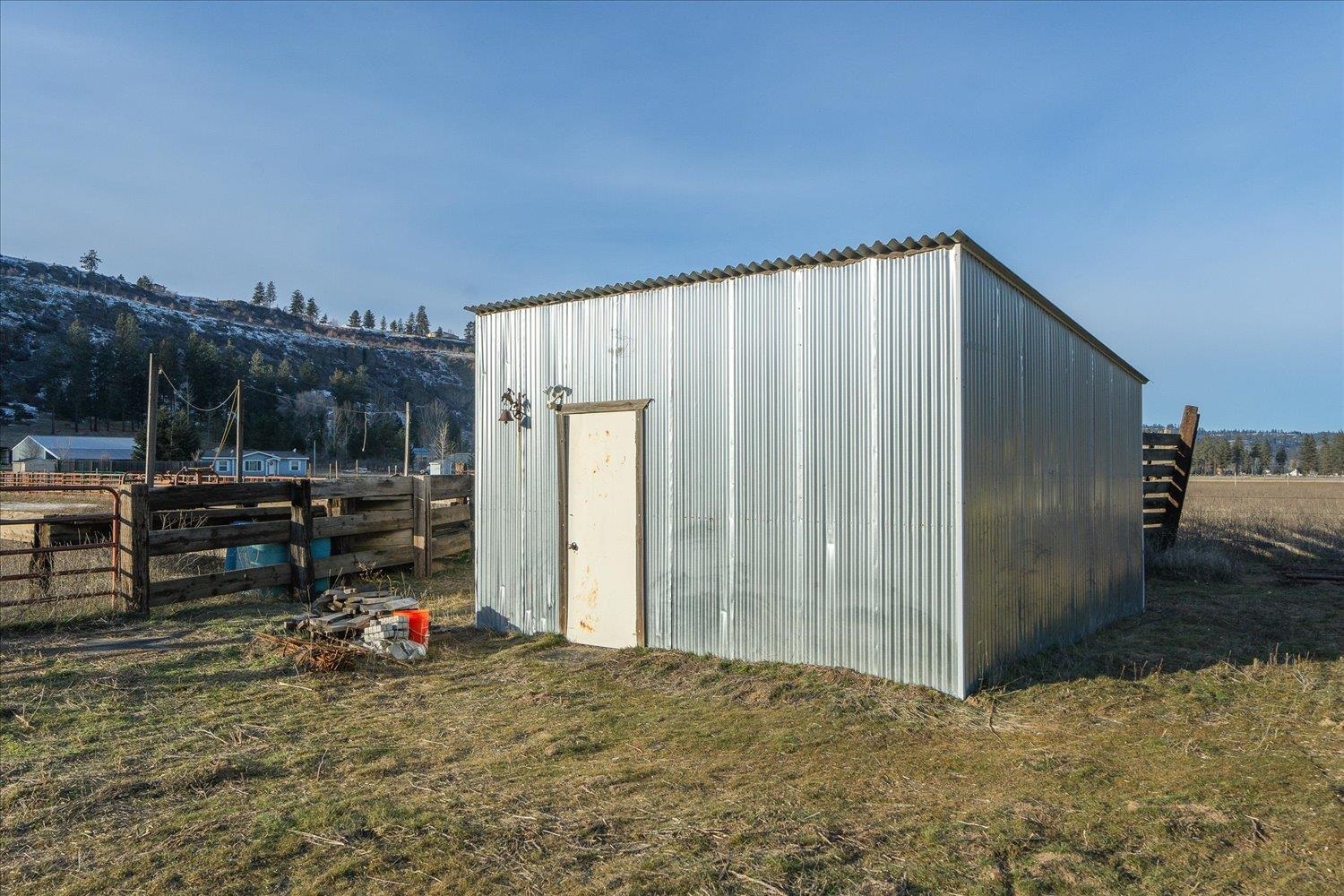 6821 North Garfield Road Spokane, WA 99224 - Photo 8 of 35