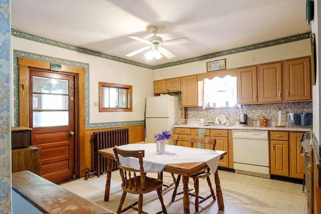 10 Rice Street Brookline, MA 02445 - Photo 2 of 20 Gallery Image 2