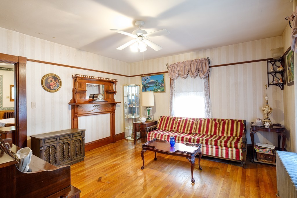 10 Rice Street Brookline, MA 02445 - Photo 8 of 20 Gallery Image 8