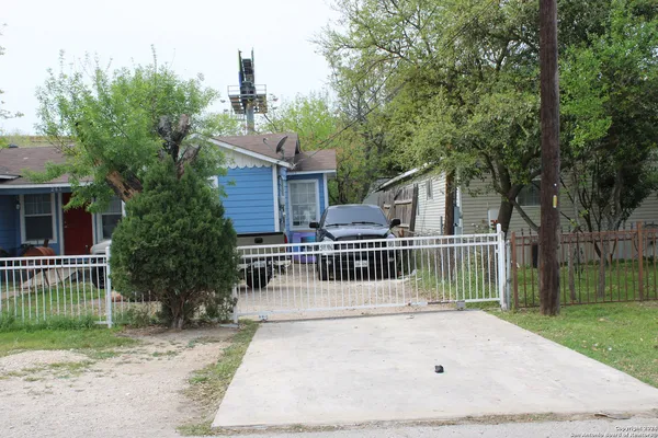$205,100 | 241 Altitude Street, San Antonio, TX 78227