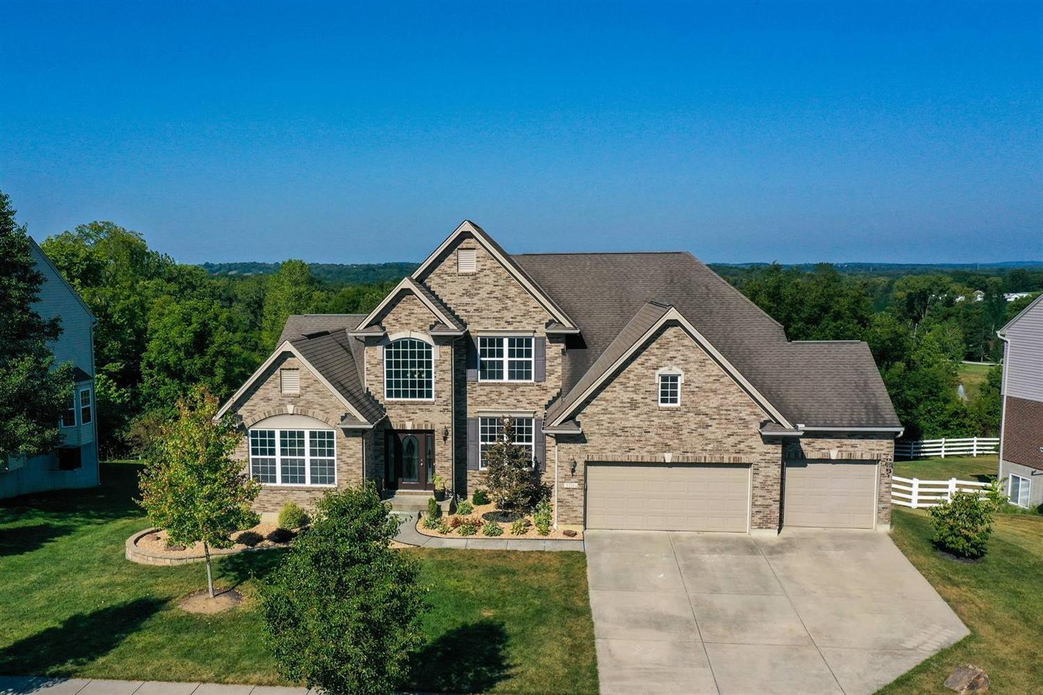 1211 Pond Ridge Circle Hamilton, OH 45013 - Photo 1 of 50 Gallery Image 1