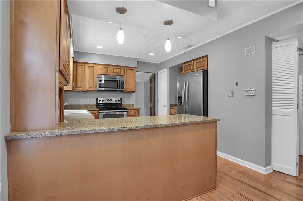 21 North Restin Road Greenwood, IN 46142 - Photo 12 of 44 Gallery Image 12
