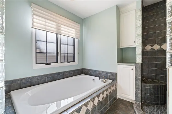 $675,000 | 1076 Larkspur Lane, Darien, IL 60561