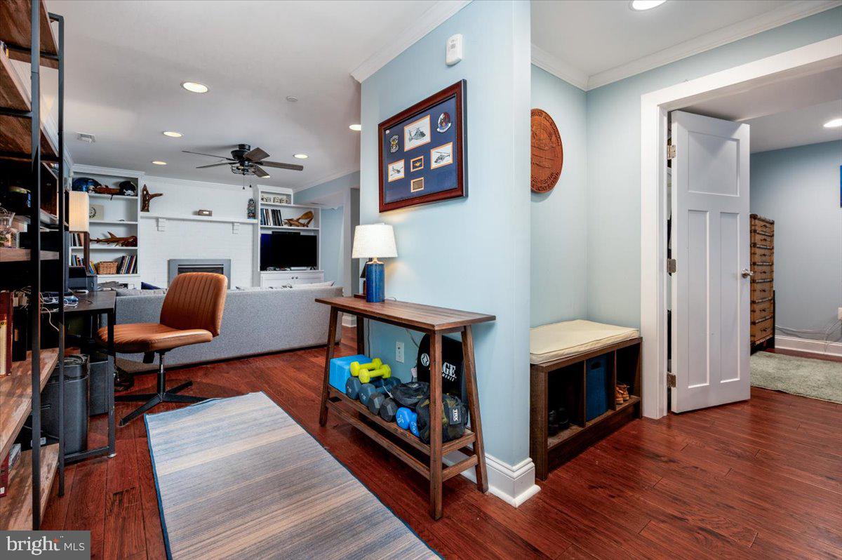 57 Spa Road Annapolis, MD 21401 - Photo 25 of 39 a room with furniture and a fireplace