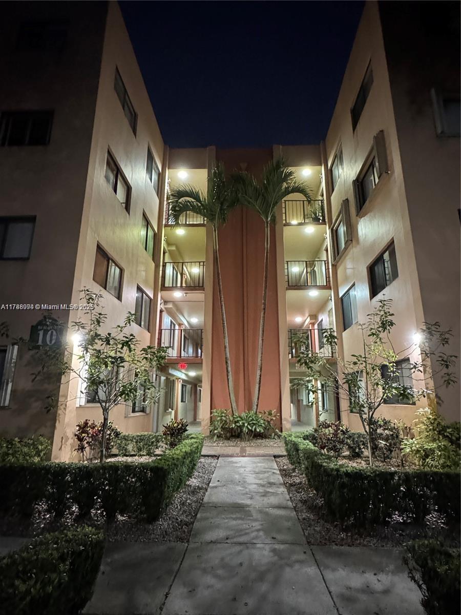 8730 Southwest 133rd Avenue Road, Unit 308 Miami, FL 33183 - Photo 3 of 15 Gallery Image 3