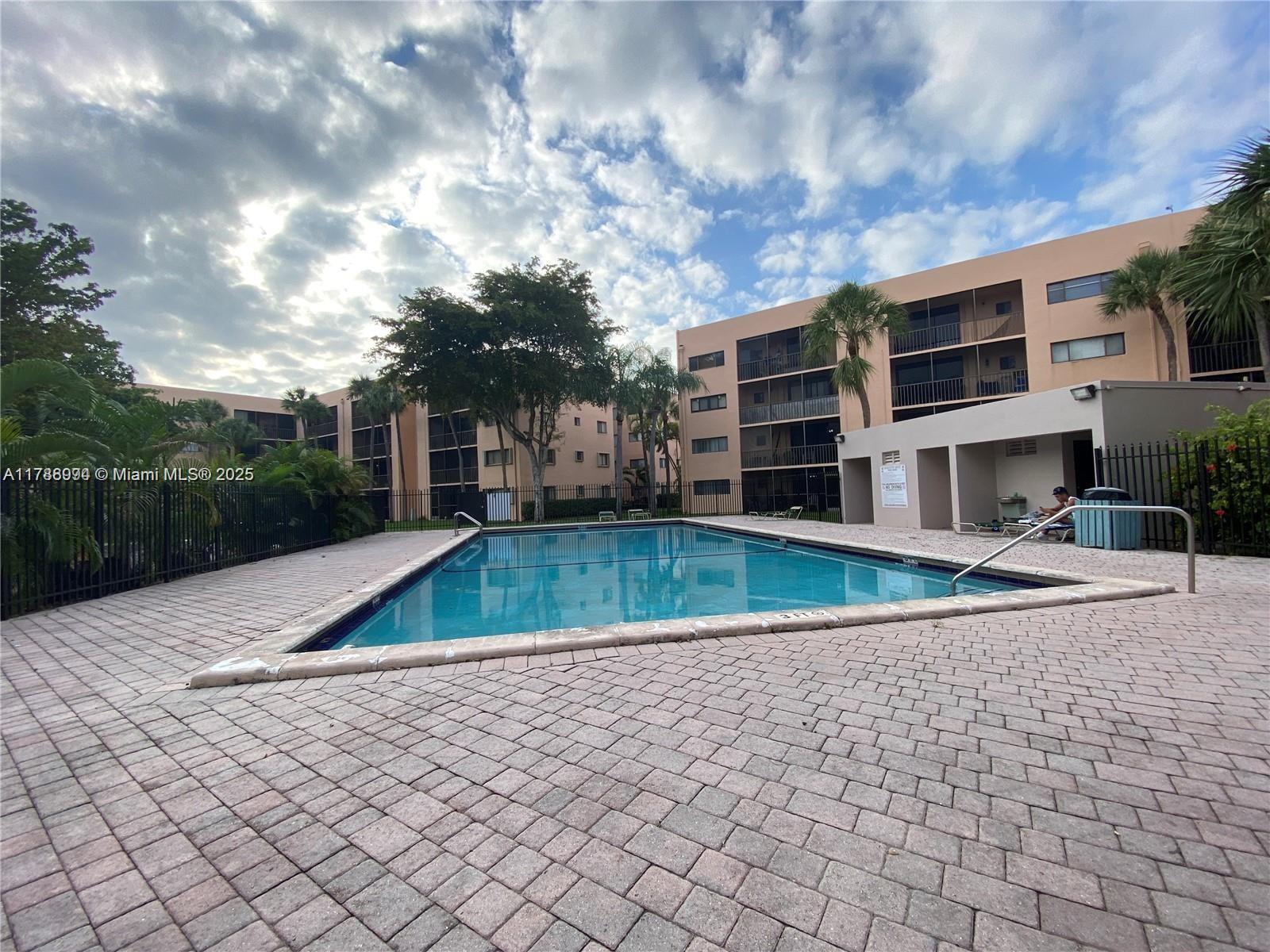 8730 Southwest 133rd Avenue Road, Unit 308 Miami, FL 33183 - Photo 6 of 15 Gallery Image 6