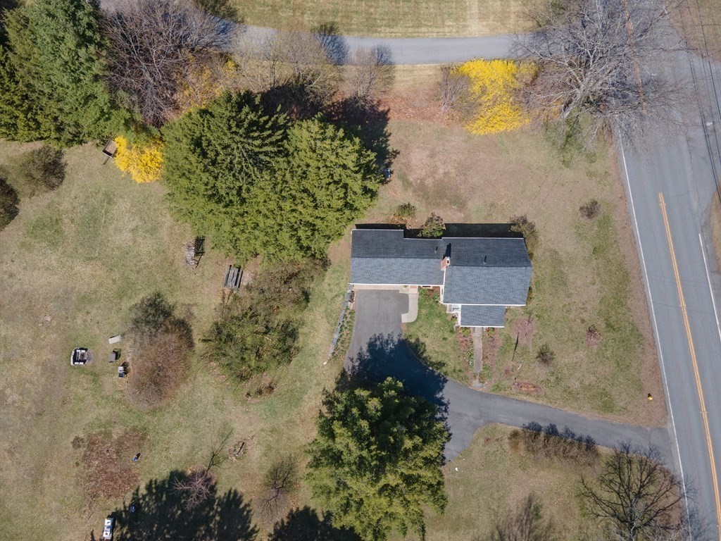 890 Bernardston Road Greenfield, MA 01301 - Photo 24 of 37 Gallery Image 24