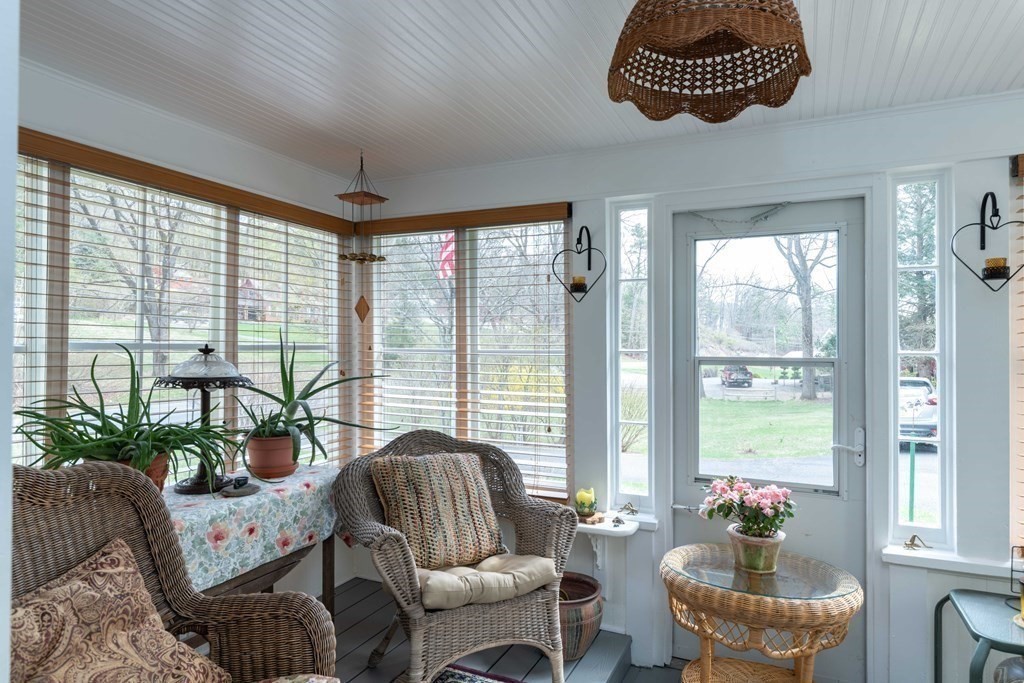 890 Bernardston Road Greenfield, MA 01301 - Photo 10 of 37 Gallery Image 10