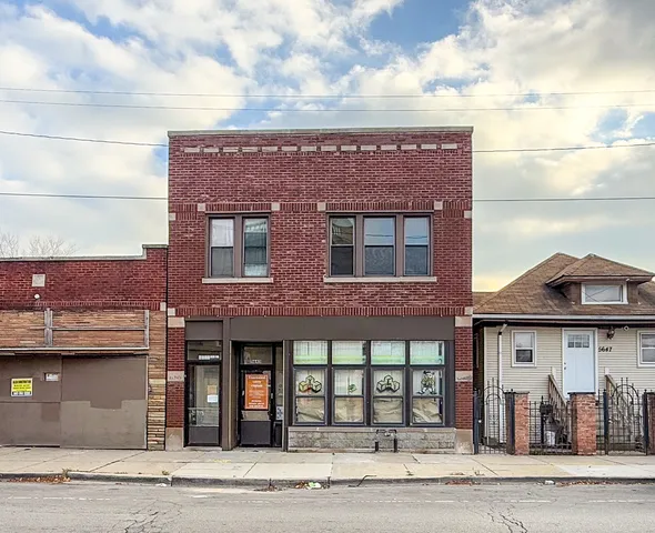 $349,000 | 5645 West Division Street, Chicago, IL 60651