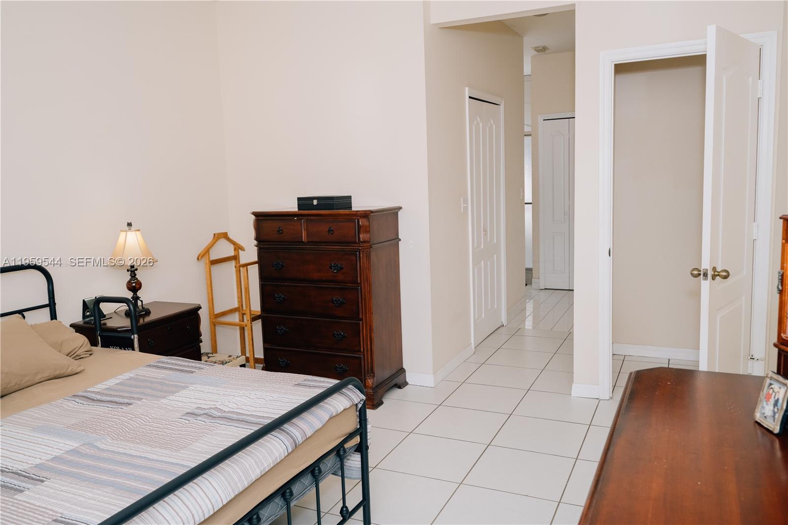 16158 Southwest 68th Terrace Miami, FL 33193 - Photo 25 of 56 Gallery Image 25