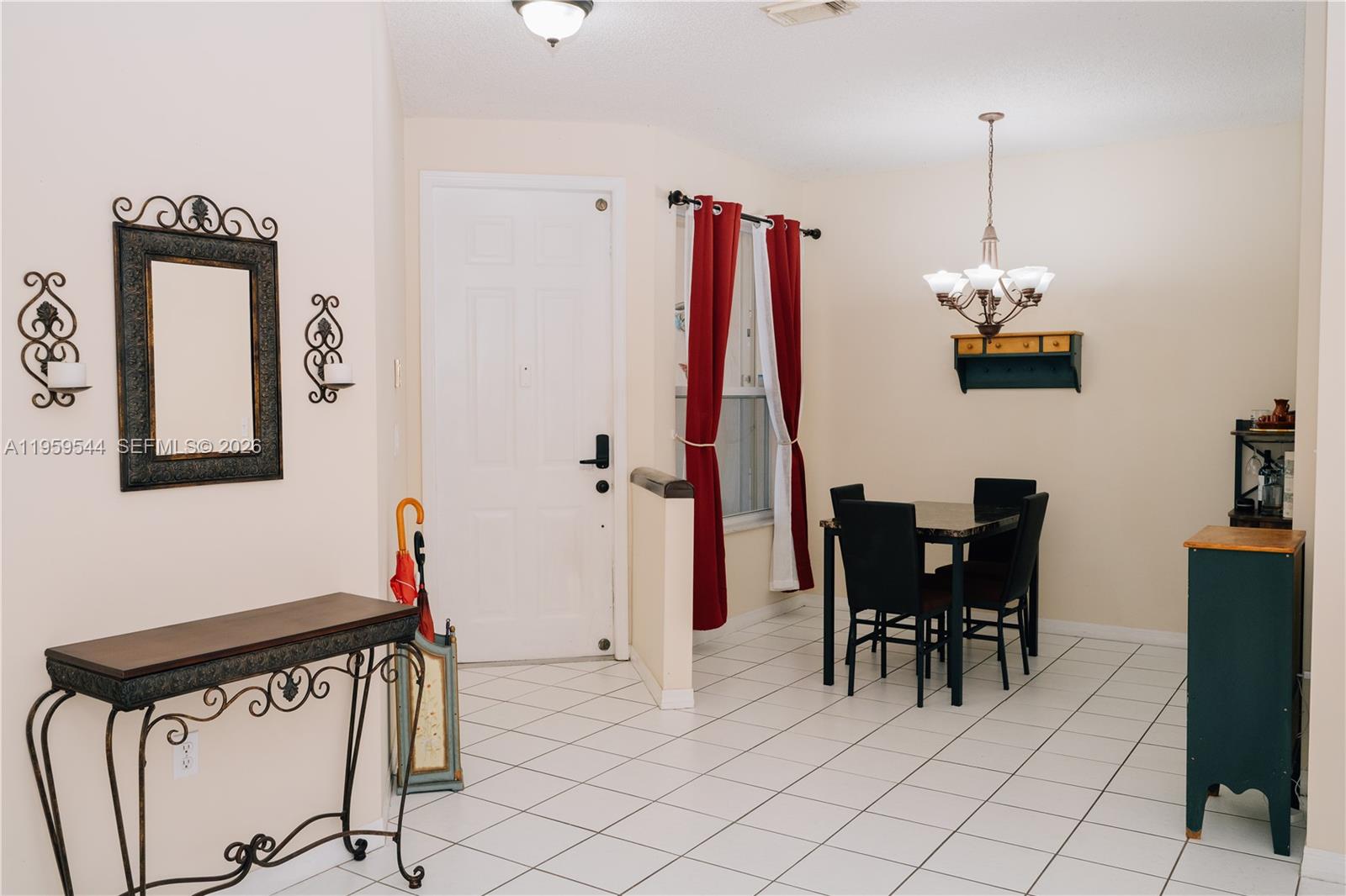 16158 Southwest 68th Terrace Miami, FL 33193 - Photo 7 of 56 Gallery Image 7