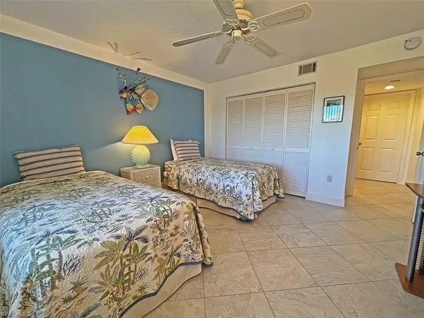 $2,300 | 15191 Cedarwood Lane, Unit 2602, Naples, FL 34110