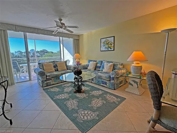$2,300 | 15191 Cedarwood Lane, Unit 2602, Naples, FL 34110