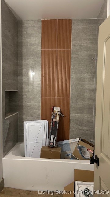 7725 Greenbrier Road Northeast Georgetown, IN 47122 - Photo 7 of 16 1st Floor bath