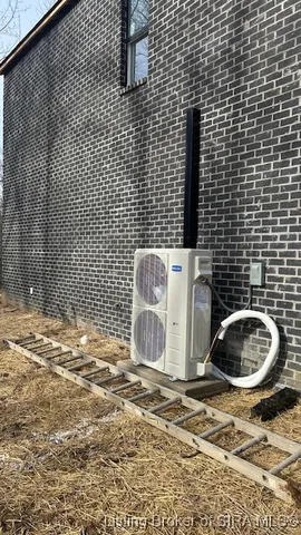 $475,000 | 7725 Greenbrier Road Northeast, Georgetown, IN 47122