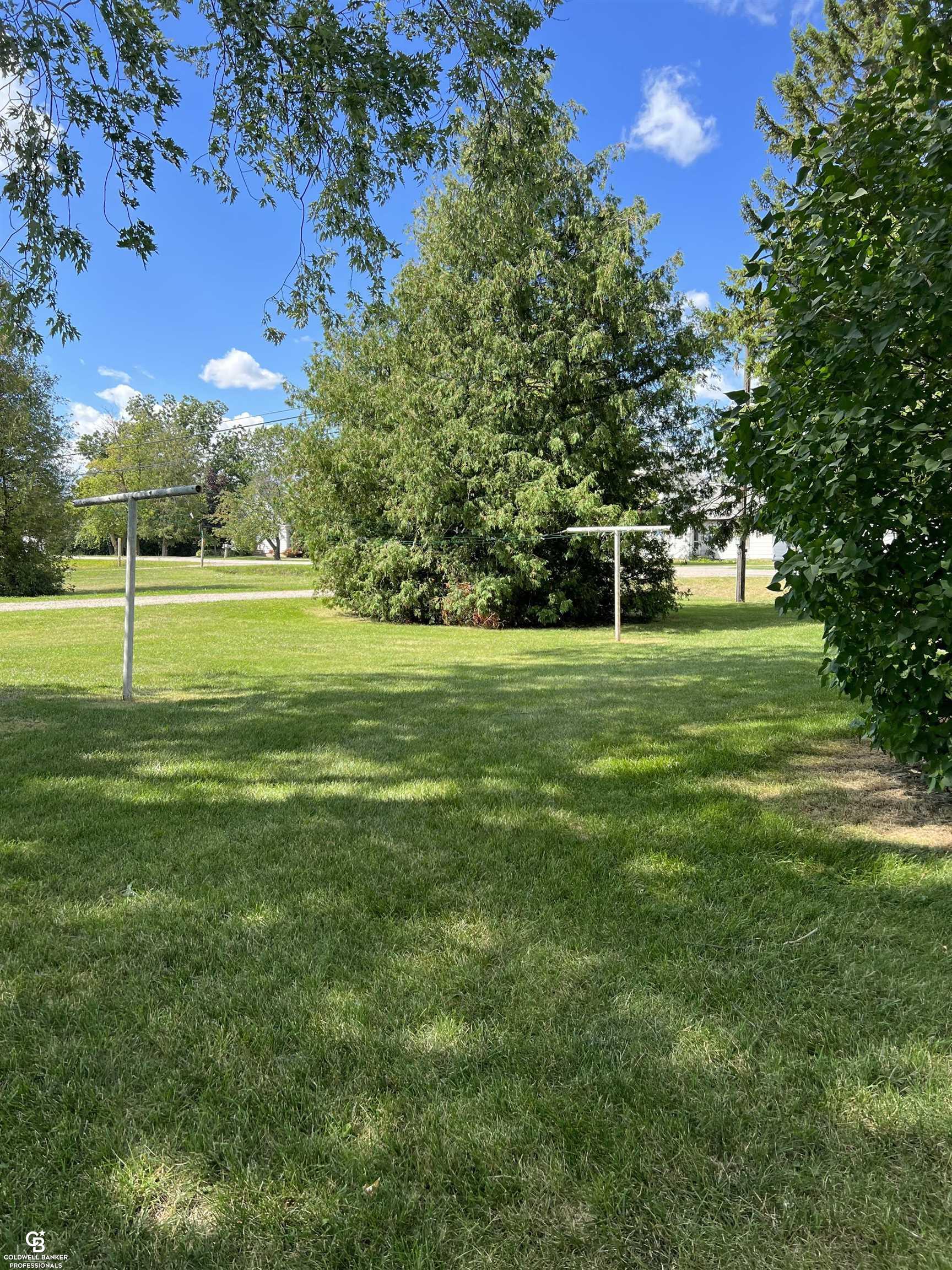 8850 Sand Beach Road Harbor Beach, MI 48441 - Photo 35 of 38 50088990-34.JPG