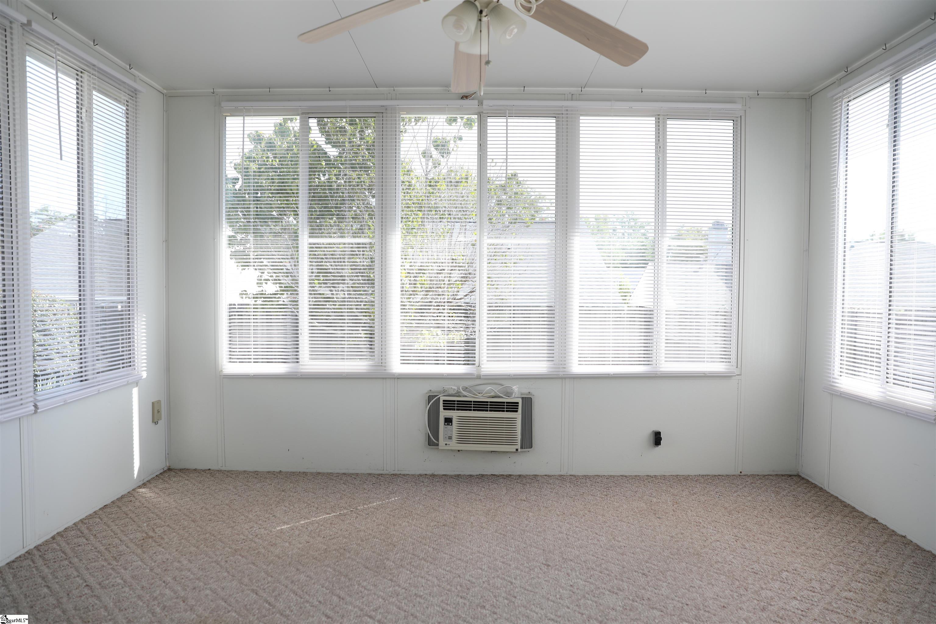 404 Santa Fe Road Moore, SC 29369 - Photo 6 of 15 Gallery Image 6