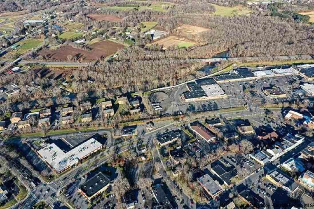 25 Frog Alley, Kingston, NY 12401 Compass