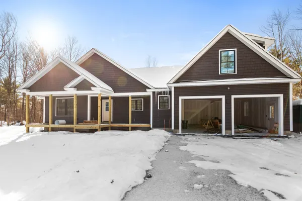 $899,000 | 70 Hatch Corner Road, Meredith, NH 03253