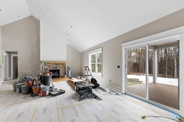 $899,000 | 70 Hatch Corner Road, Meredith, NH 03253