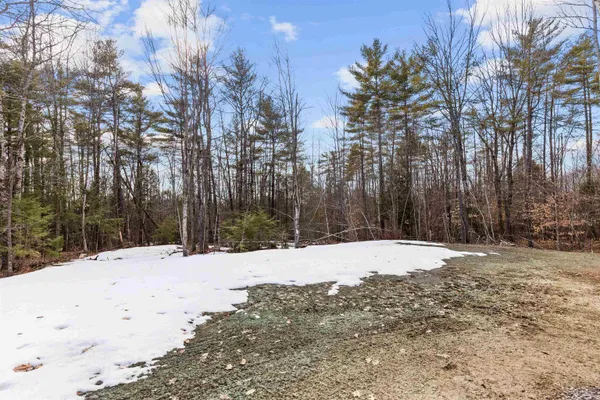 $899,000 | 70 Hatch Corner Road, Meredith, NH 03253