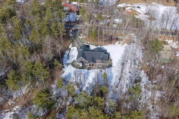 $899,000 | 70 Hatch Corner Road, Meredith, NH 03253
