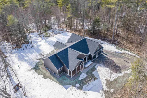 $899,000 | 70 Hatch Corner Road, Meredith, NH 03253