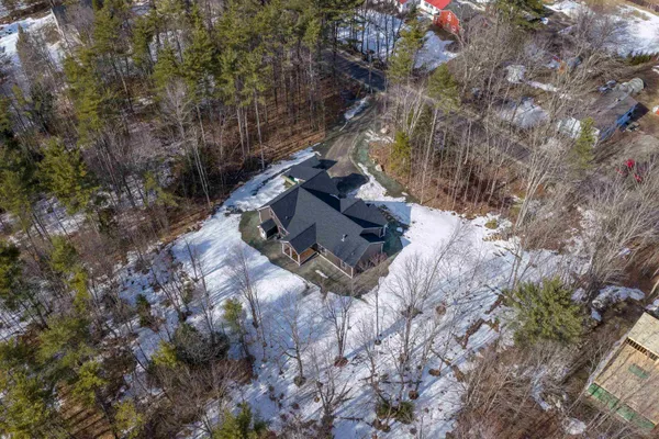 $899,000 | 70 Hatch Corner Road, Meredith, NH 03253