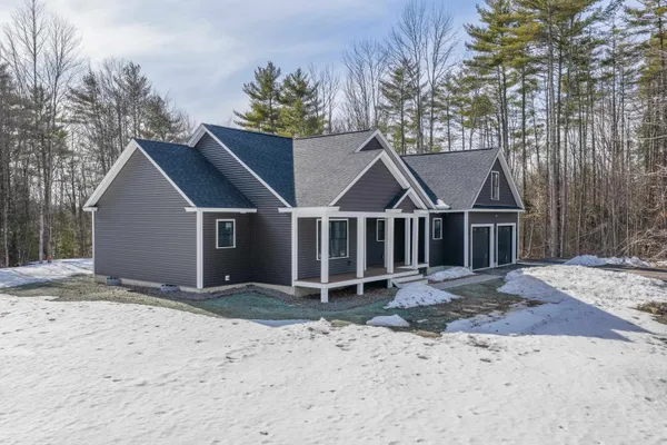 $899,000 | 70 Hatch Corner Road, Meredith, NH 03253
