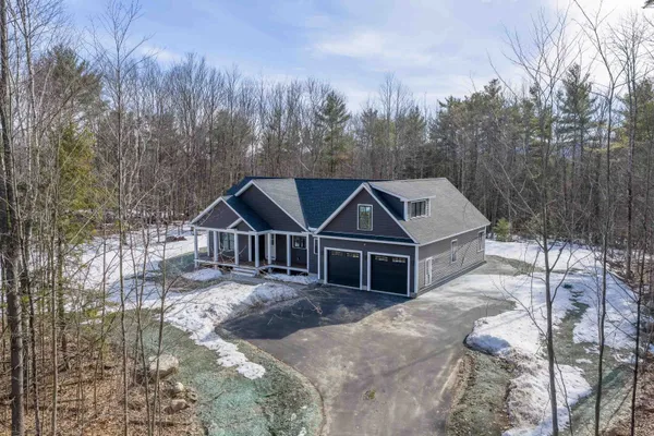$899,000 | 70 Hatch Corner Road, Meredith, NH 03253