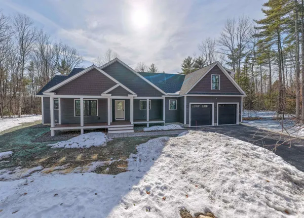 $899,000 | 70 Hatch Corner Road, Meredith, NH 03253