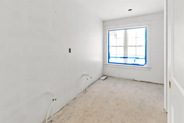 $899,000 | 70 Hatch Corner Road, Meredith, NH 03253