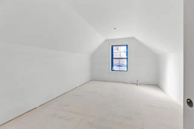 $899,000 | 70 Hatch Corner Road, Meredith, NH 03253