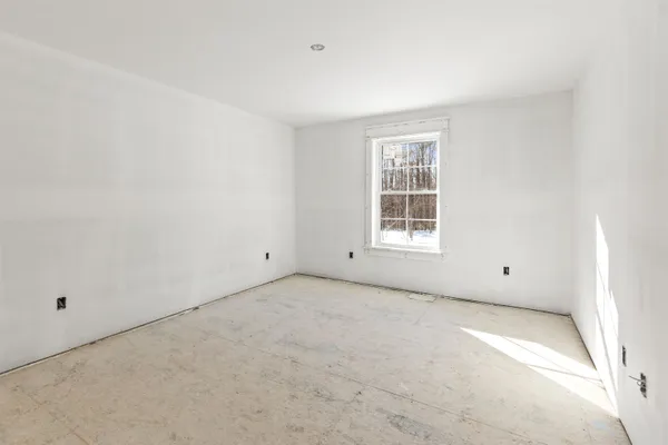 $899,000 | 70 Hatch Corner Road, Meredith, NH 03253