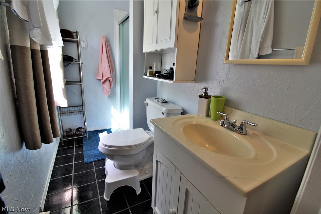 4121 Springdale Road Stow, OH 44224 - Photo 22 of 26 Master bath.