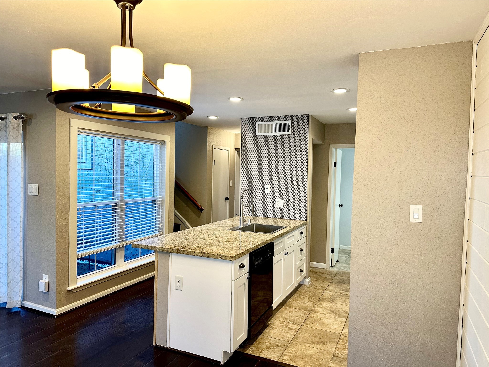 3200 South Gessner Road, Unit 330 Houston, TX 77063 - Photo 6 of 27