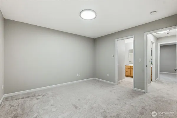 an empty room with a entryway