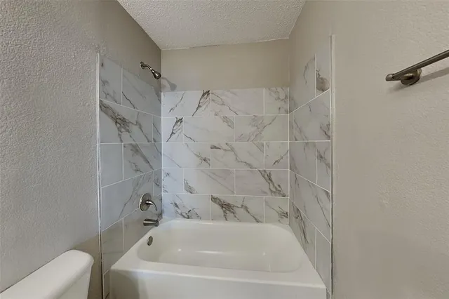 $2,275 | 5329 Temecula Road, Fort Worth, TX 76244