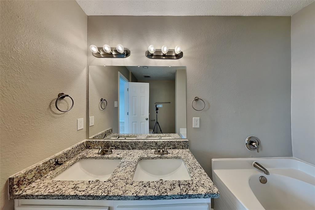 5329 Temecula Road Fort Worth, TX 76244 - Photo 9 of 21