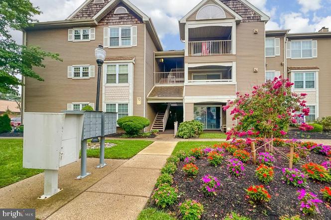 72303 Delaire Landing Road, Unit 303 Philadelphia, PA 19114 - Photo 2 of 16
