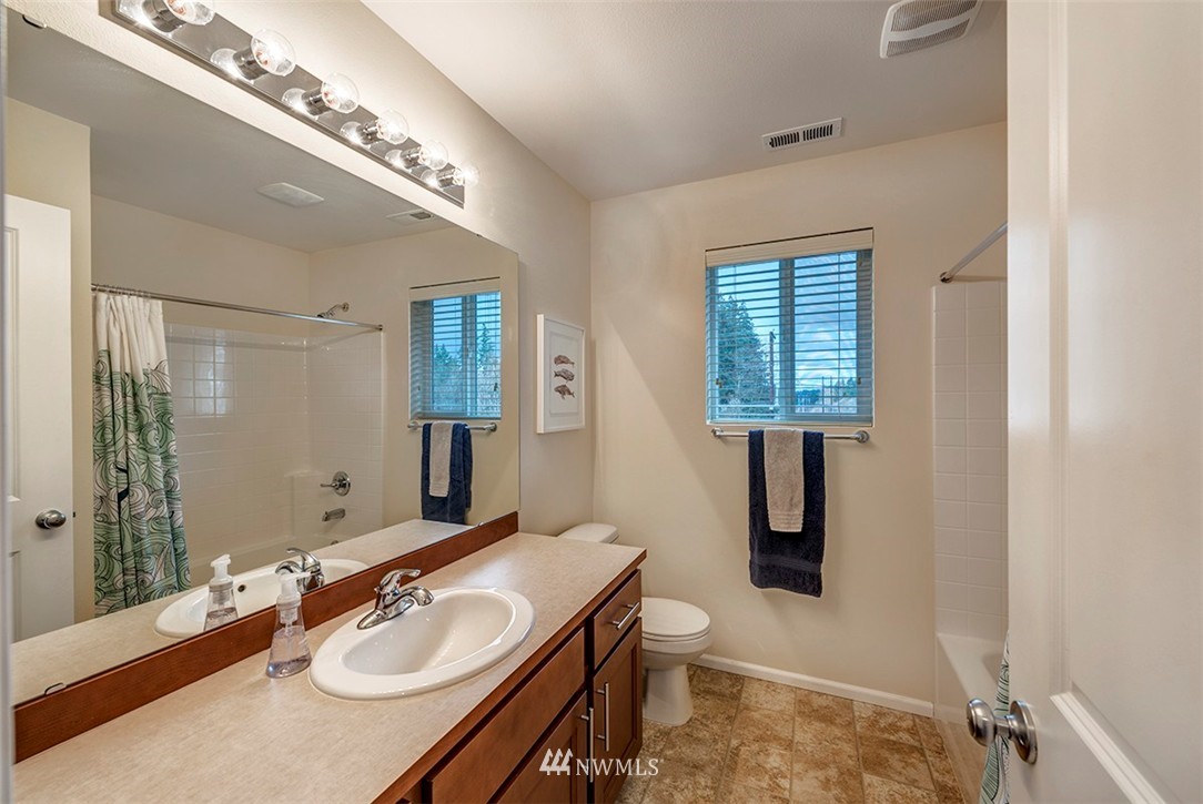 3517 185th Place Southeast Bothell, WA 98012 - Photo 14 of 20