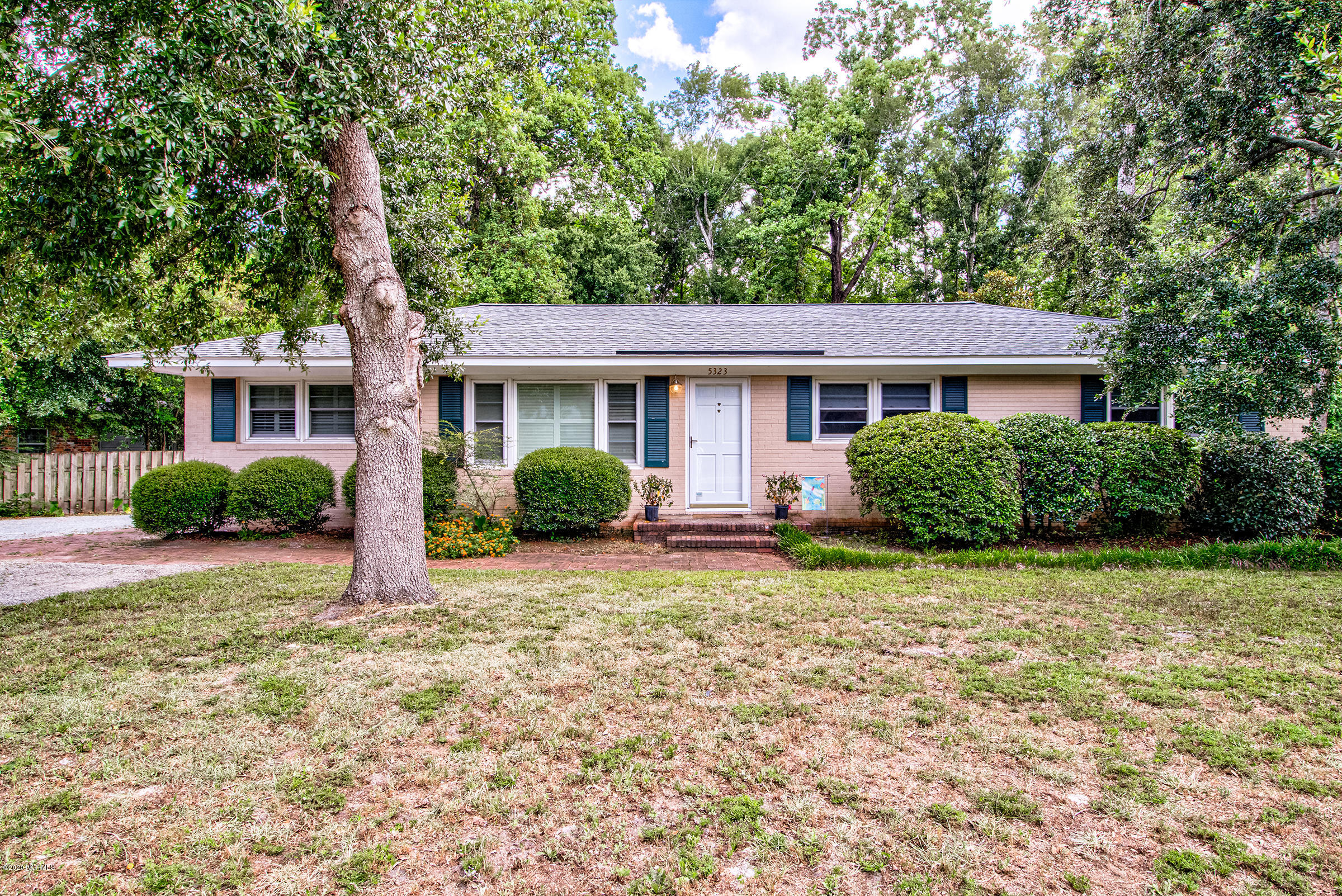 5323 Andover Road Wilmington, NC 28403 - Photo 1 of 34 front