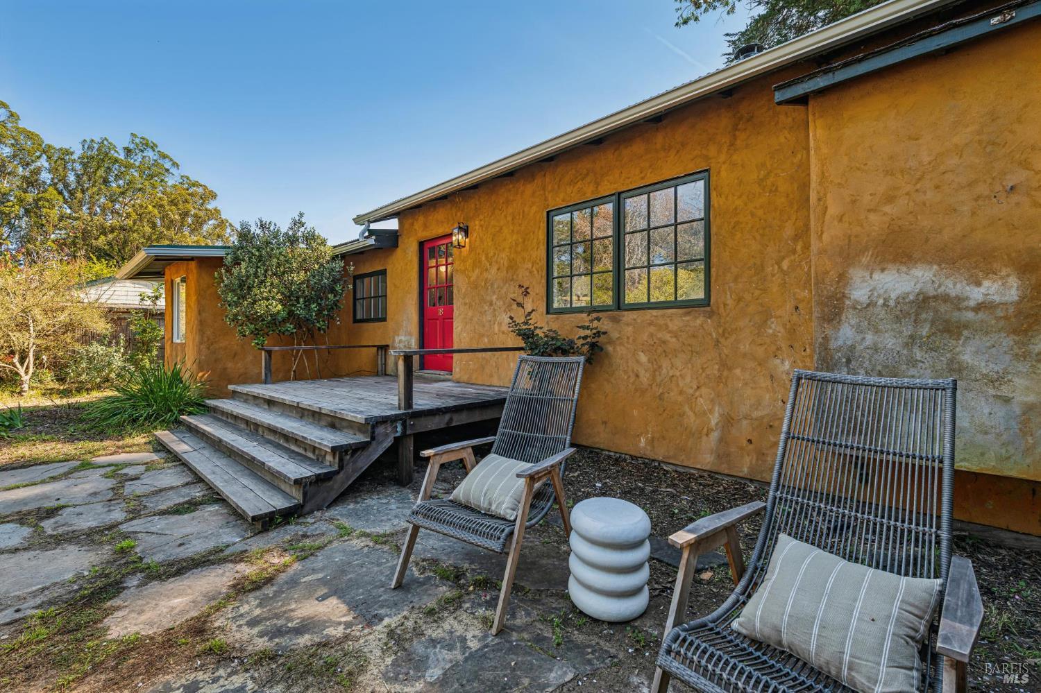 18 Cypress Road Point Reyes Station, CA 94956 - Photo 5 of 69