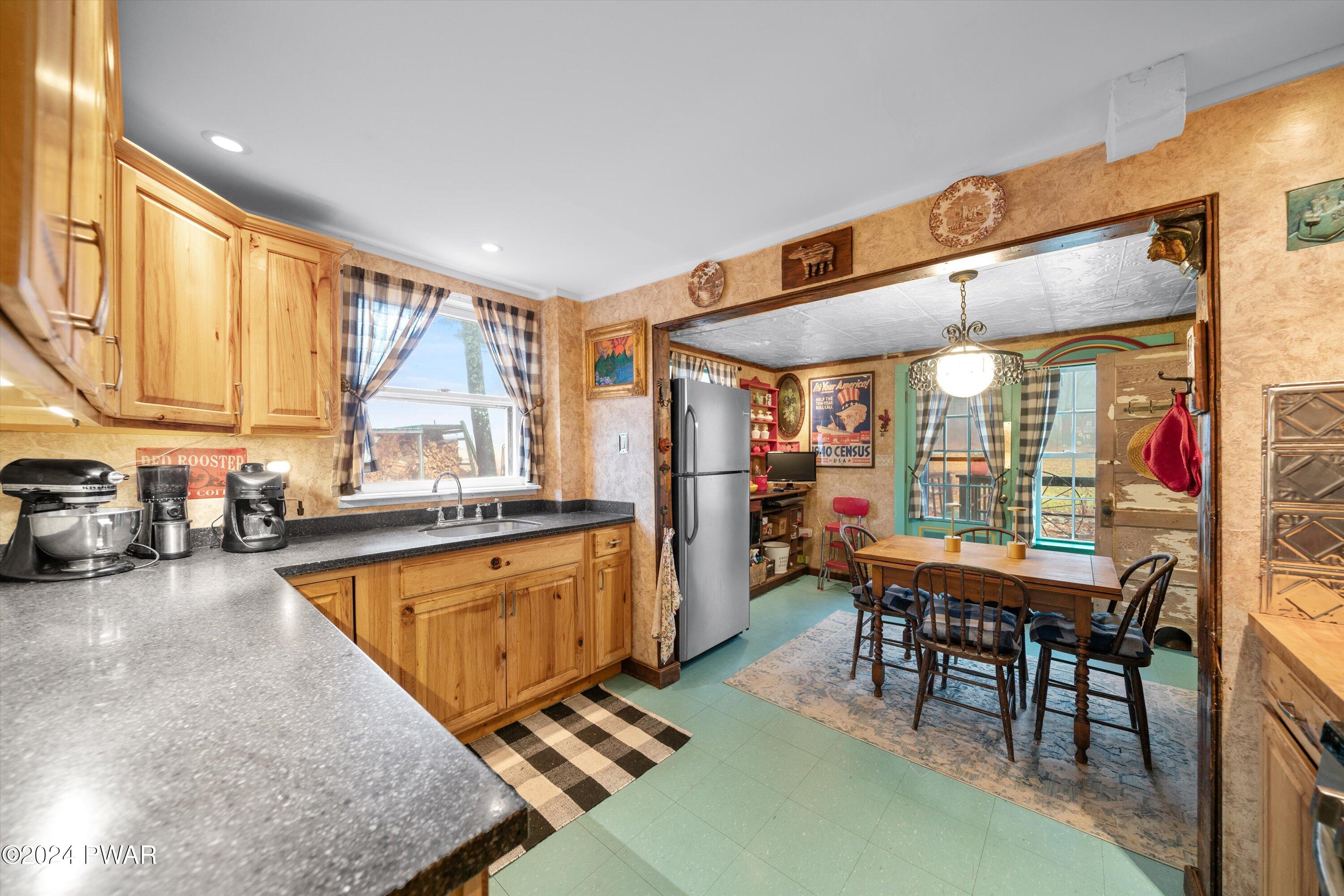 565 Silver Lake Road Dingmans Ferry, PA 18328 - Photo 26 of 66 Kitchen