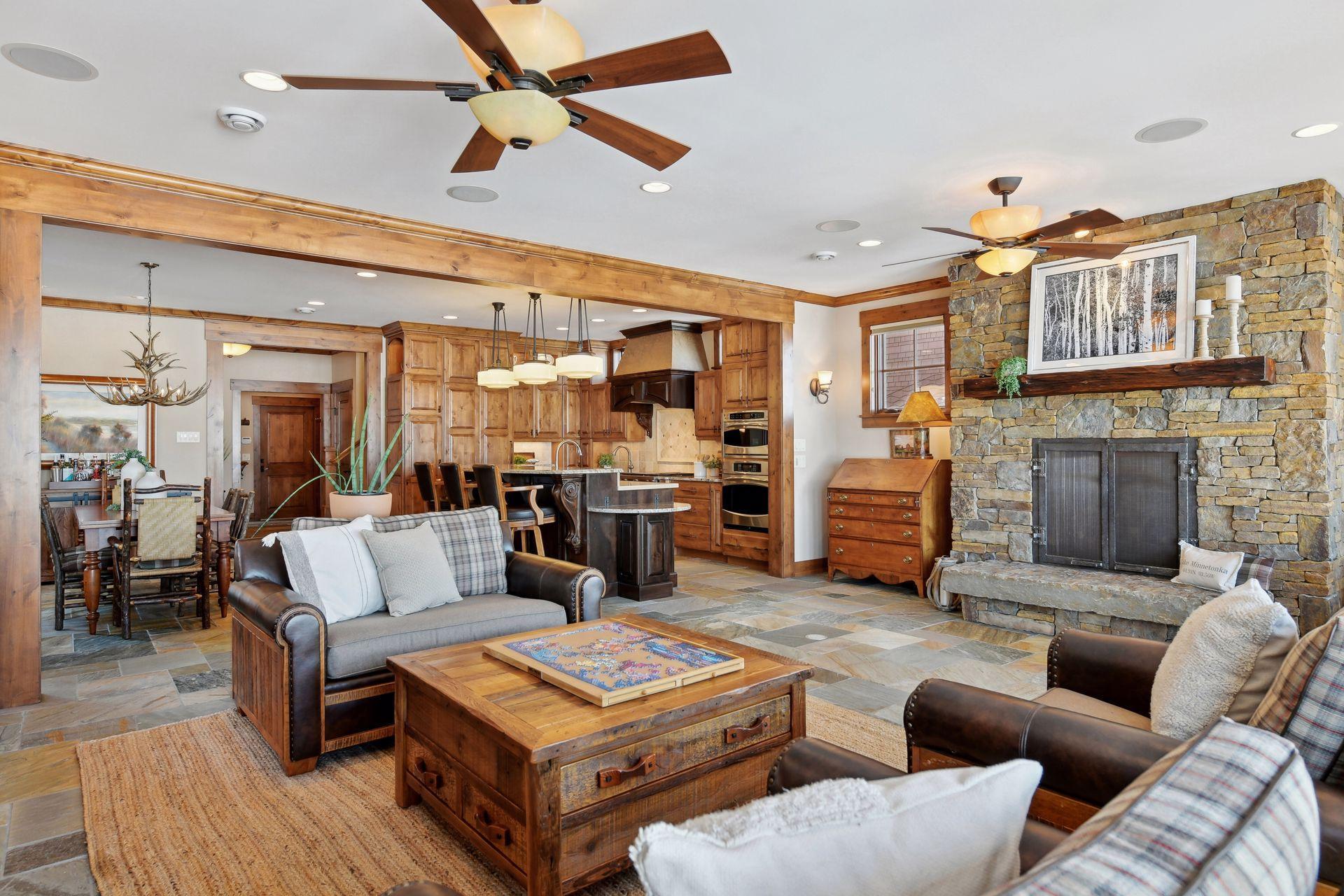 2029 Arbor Lane Mound, MN 55364 - Photo 14 of 112